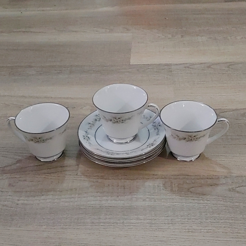 Noritake set of 3 tea cups and saucers